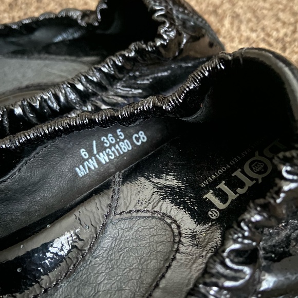 BORN Mary Jane Ballet Flats Women's 6 Black Leather Round Slip-On Comfort Shoe - Picture 3 of 6